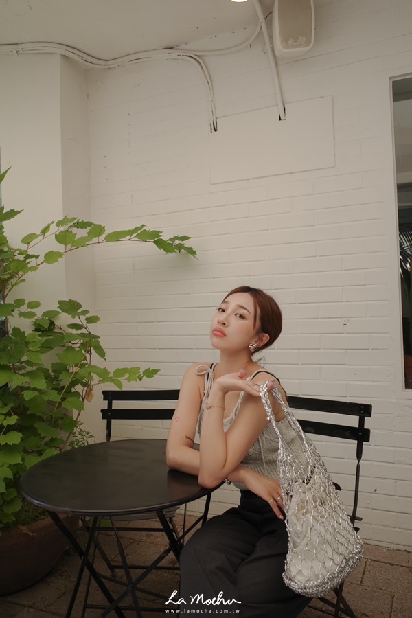挺版不易皺直筒落地長褲